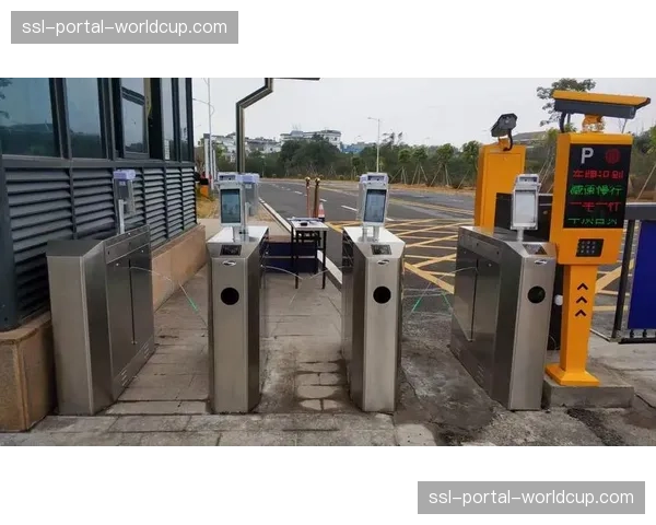 人脸识别技术应用于员工通道与权限管理 加强内部区域管控